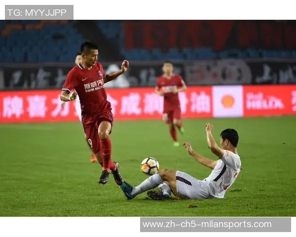 广州恒大与天津权健激战正酣谁能在中超赛场上笑到最后